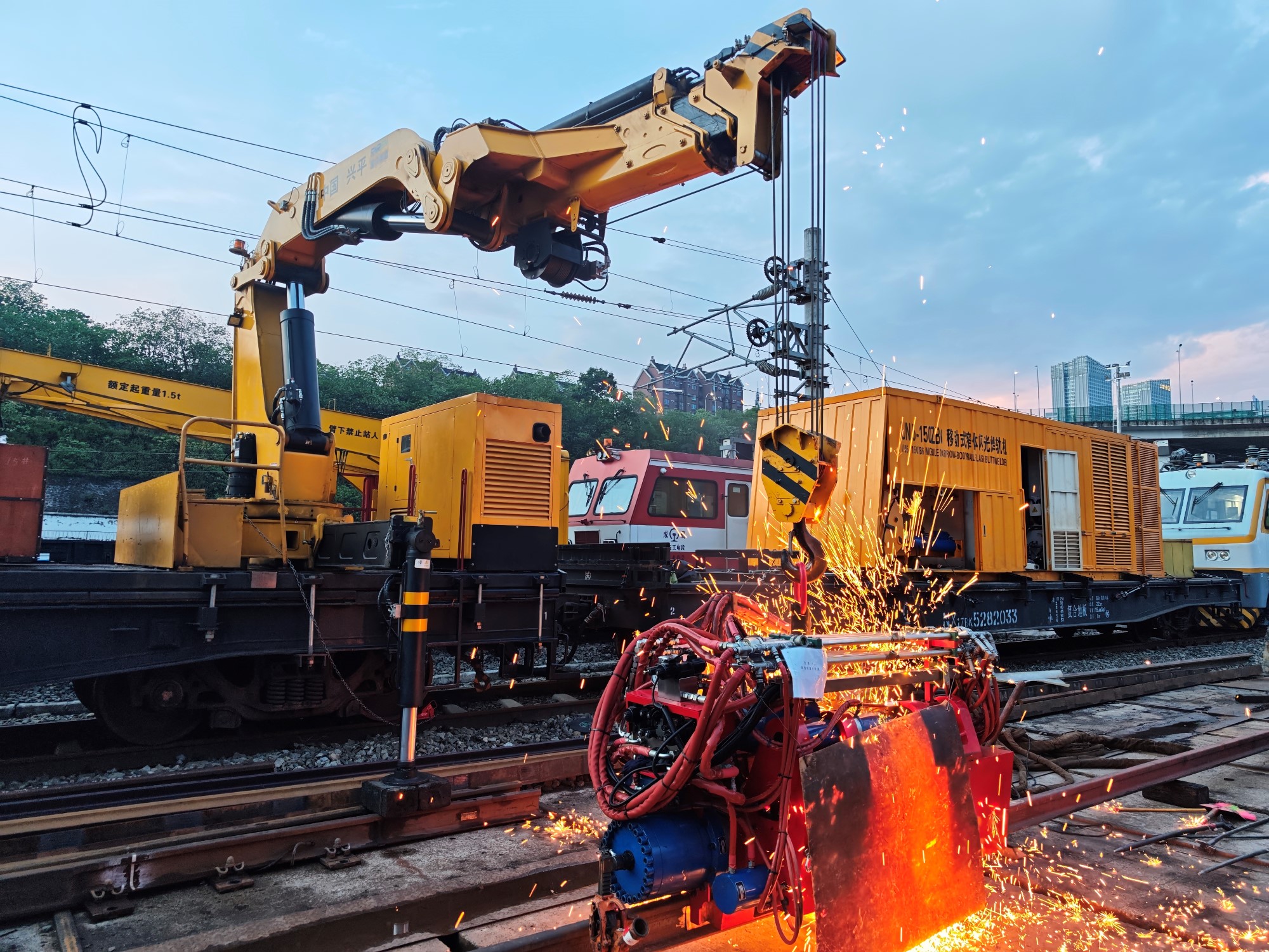 重庆工电段 - 副本.jpg